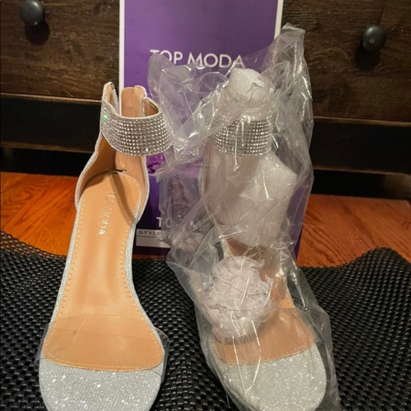 Ladies high heels - Picture 5 of 8